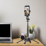 Porodo Dual Lighting Selfie Stick PD-SLST-BK – Bluetooth Wireless Selfie Stick with LED Light - Image 4