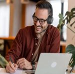 Porodo Office Wireless Headset ETK0 – Bluetooth 5.3 On-Ear Headset Best Price In Muscat Oman - Image 2